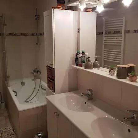 Le Petit Conte - Maison Calme En Centre